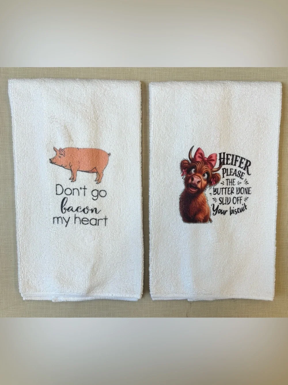 NEW White Farmhouse Pig and Cow Embroidered Kitchen Towels